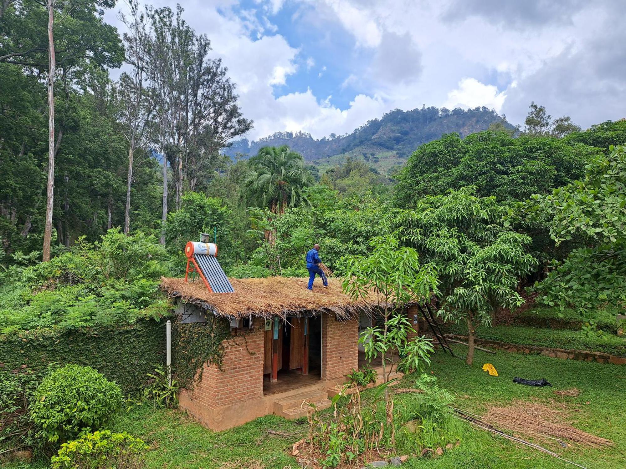 Blend Lodge And Kitchen - Pakachere Zomba Exterior foto